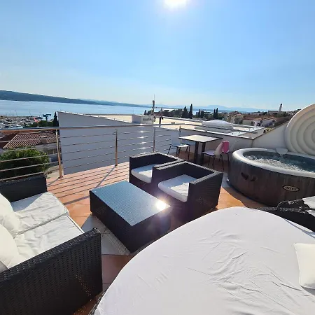 Villa Domgjoni Crikvenica Exterior photo