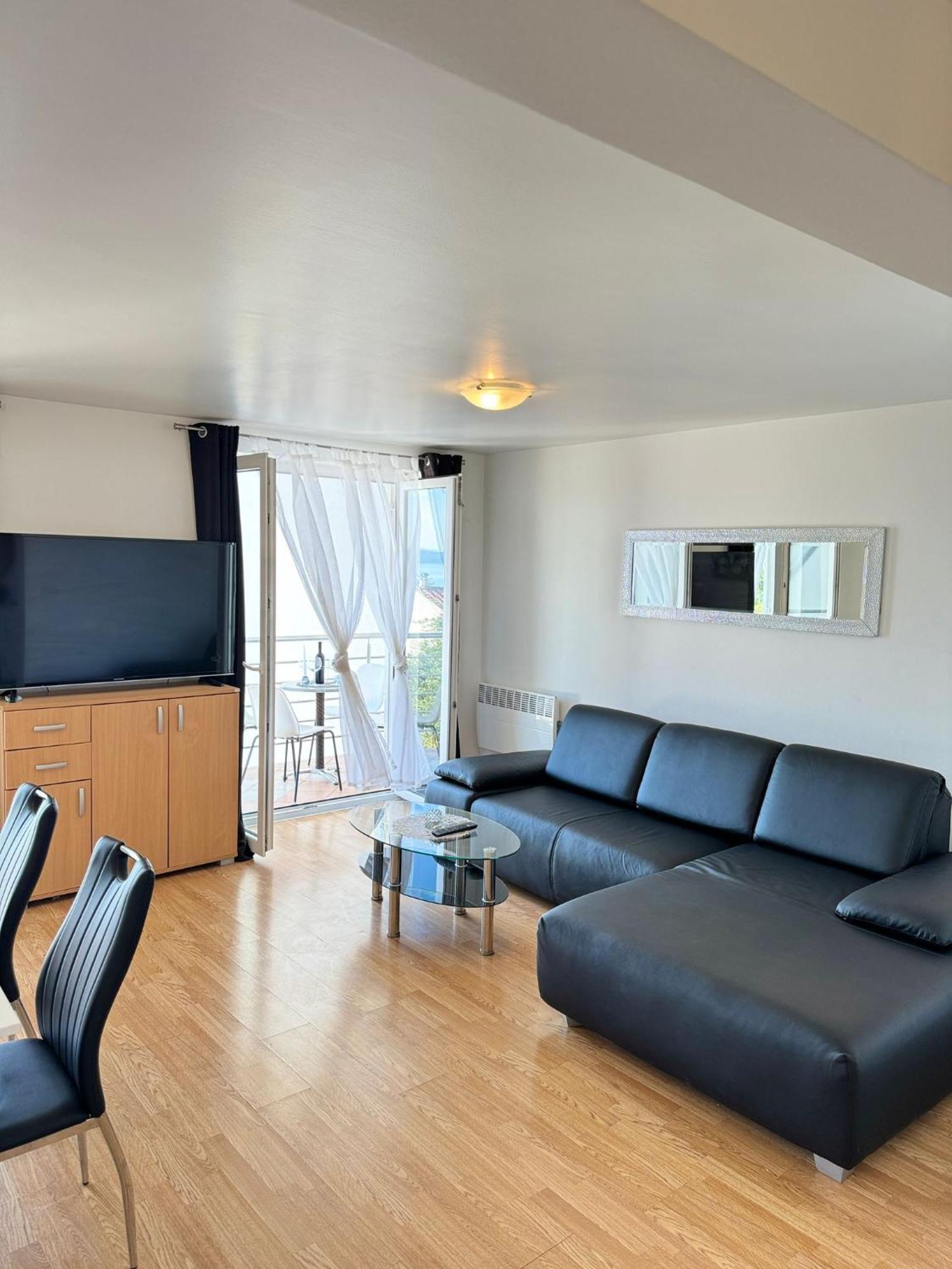 Apartment Domgjoni Crikvenica