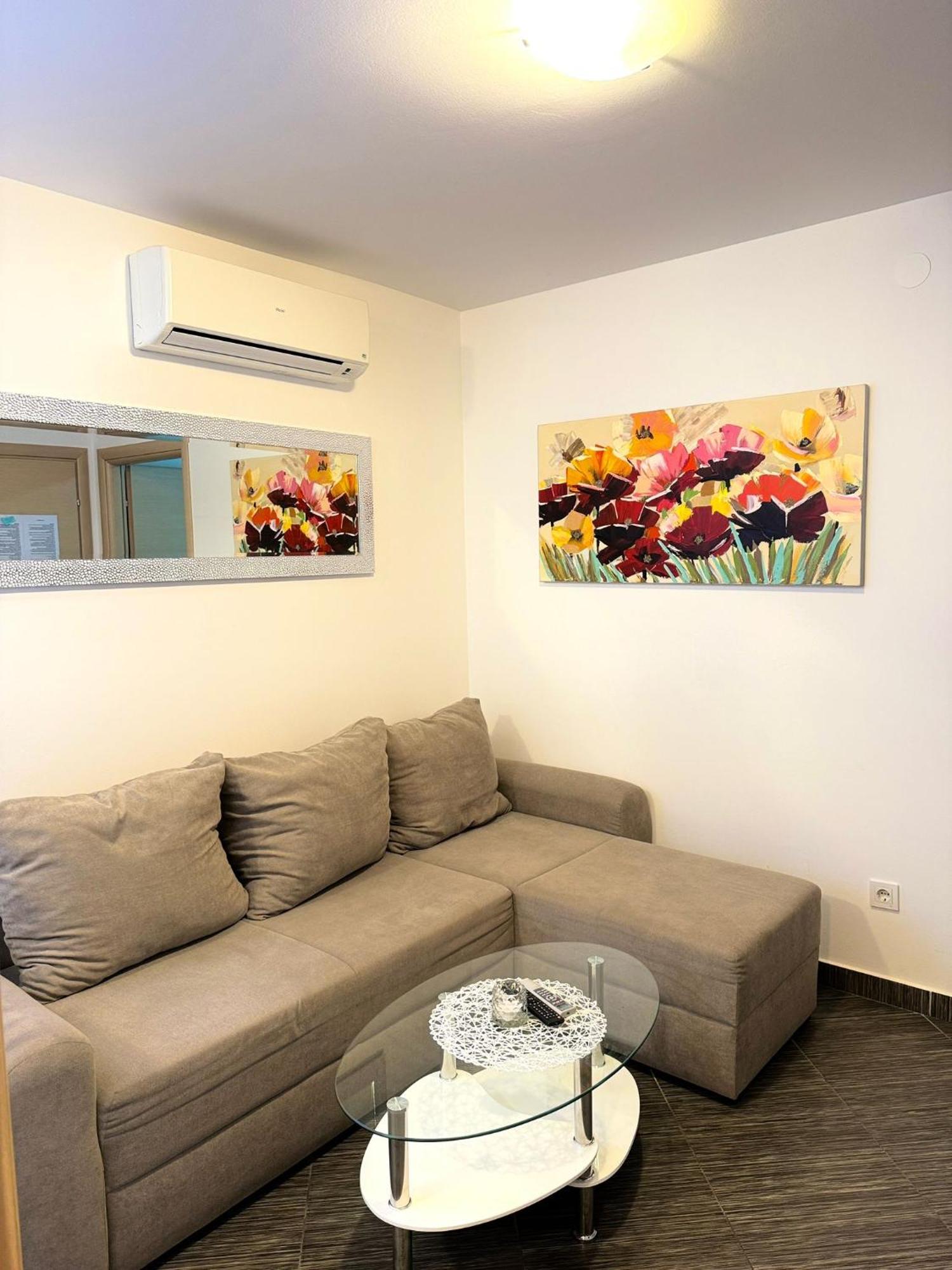 Domgjoni Apartment Crikvenica